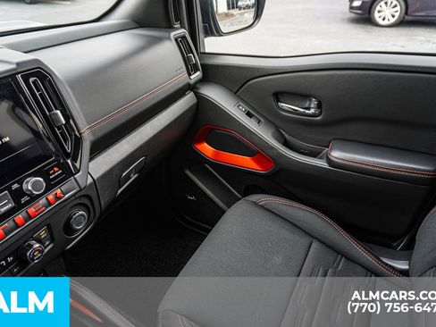 Used 2025 Nissan Frontier PRO-4X w/ Pro Convenience Package image 44