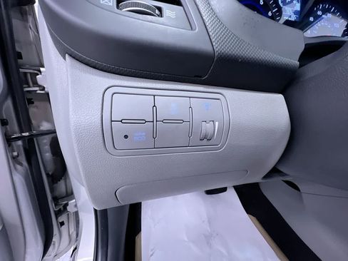 Used 2016 Hyundai Accent SE FWD image 16