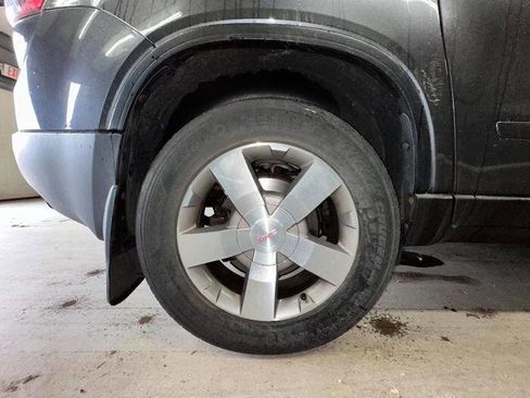 Used 2011 GMC Acadia SLT AWD/4WD image 16
