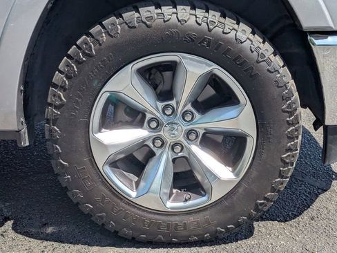 Used 2021 RAM 1500 Limited AWD/4WD image 11