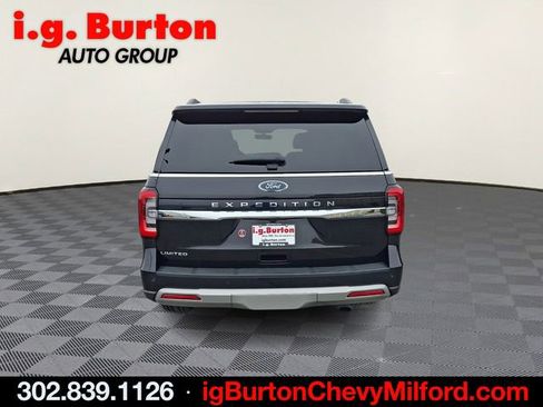 Used 2023 Ford Expedition Limited image 5