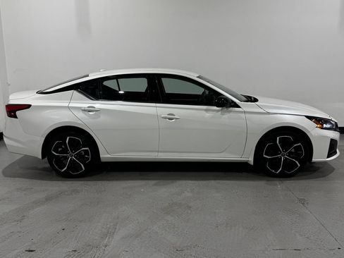 Used 2025 Nissan Altima 2.5 SR AWD/4WD image 20