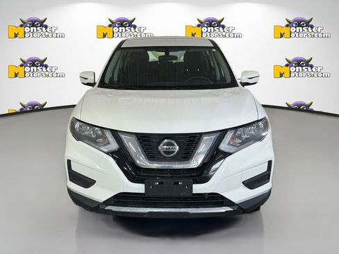 Used 2019 Nissan Rogue S AWD/4WD image 2