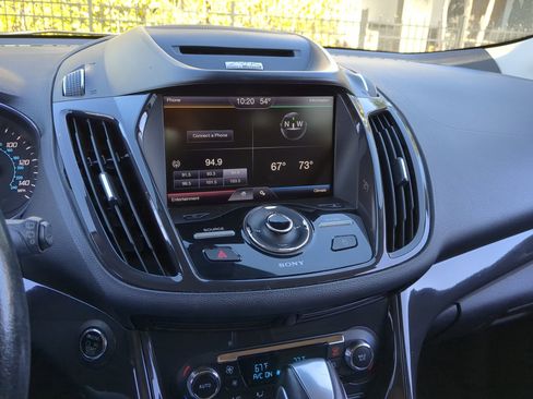 Used 2014 Ford Escape Titanium image 21