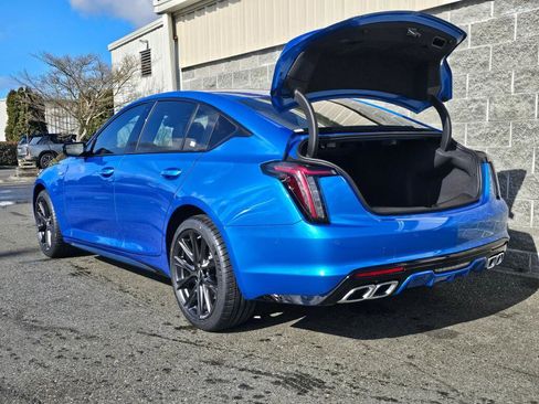 New 2026 Cadillac CT5 V image 7