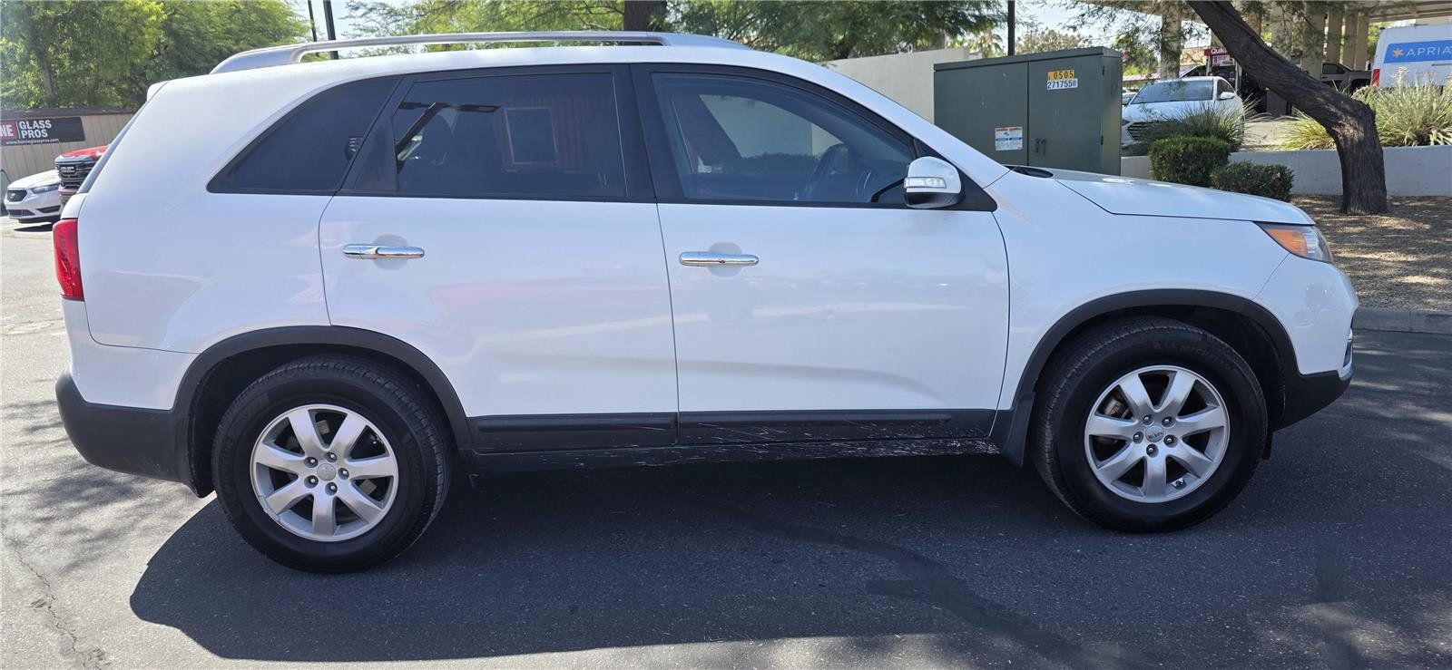 Used 2013 Kia Sorento LX w/ Convenience Pkg FWD image 4