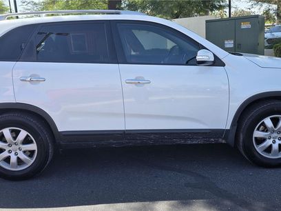 Used 2013 Kia Sorento LX w/ Convenience Pkg