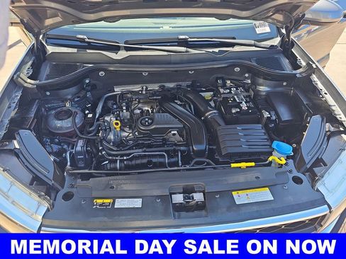 Used 2023 Volkswagen Taos SE FWD image 25