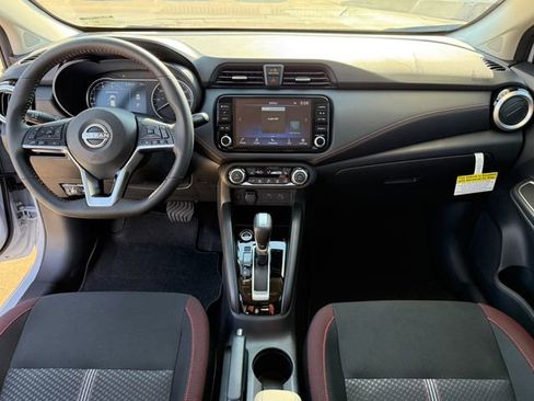 New 2025 Nissan Versa SR w/ Trunk Package image 13