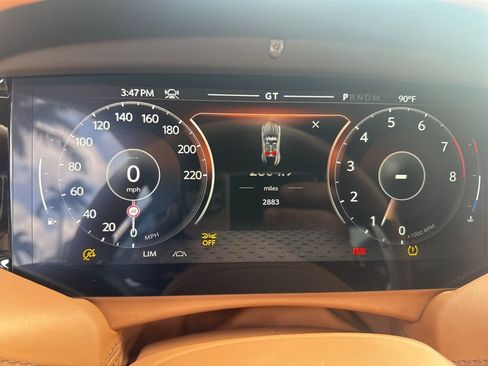Used 2024 Aston Martin DB12 Coupe RWD image 3