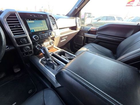 Used 2016 Ford F150 Platinum w/ Equipment Group 701A Luxury AWD/4WD image 25