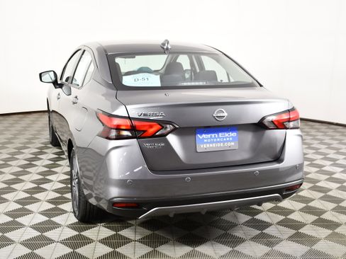 Used 2025 Nissan Versa SV FWD image 7