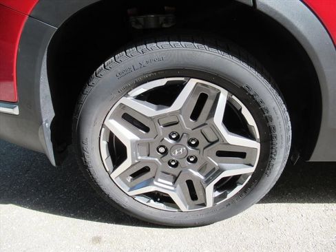 Used 2023 Hyundai Santa Fe Limited w/ Cargo Package image 5