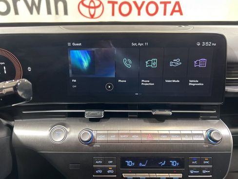 Used 2024 Hyundai Kona SEL image 31