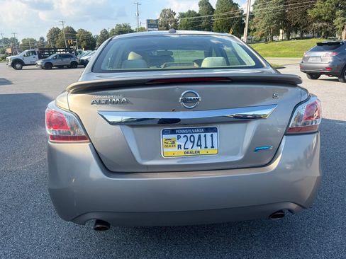 Used 2014 Nissan Altima 2.5 S w/ Sport Value Package FWD image 15