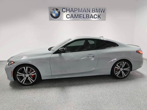 Used 2023 BMW 430i Coupe w/ M Sport Package RWD image 3