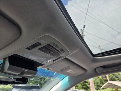 Used 2010 Lexus RX 350 AWD image 25
