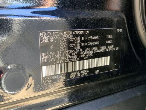 Used 2024 Toyota RAV4 LE AWD/4WD image 33