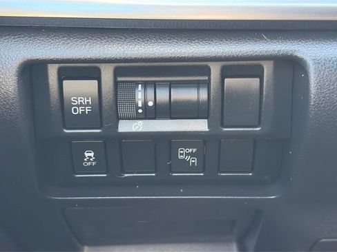 Used 2018 Subaru Crosstrek 2.0i Limited AWD/4WD image 56