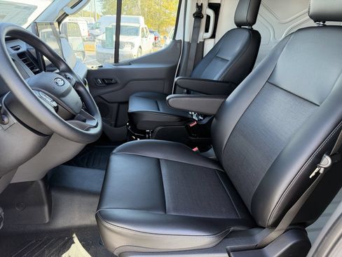 New 2026 Ford Transit 150 Low Roof w/ Load Area Protection Package RWD image 20