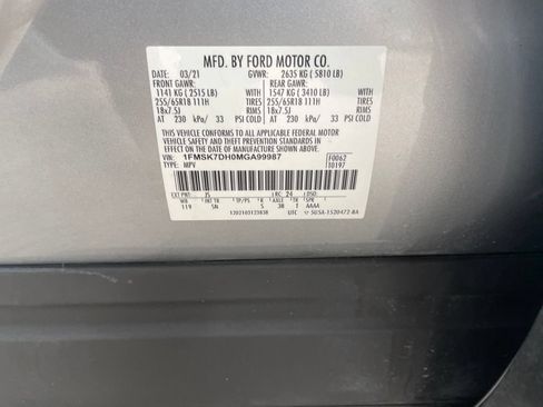 Used 2021 Ford Explorer XLT w/ Equipment Group 202A RWD image 14