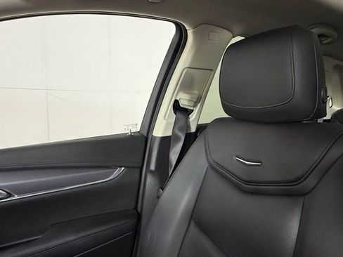 Used 2019 Cadillac XT5 Luxury FWD image 17