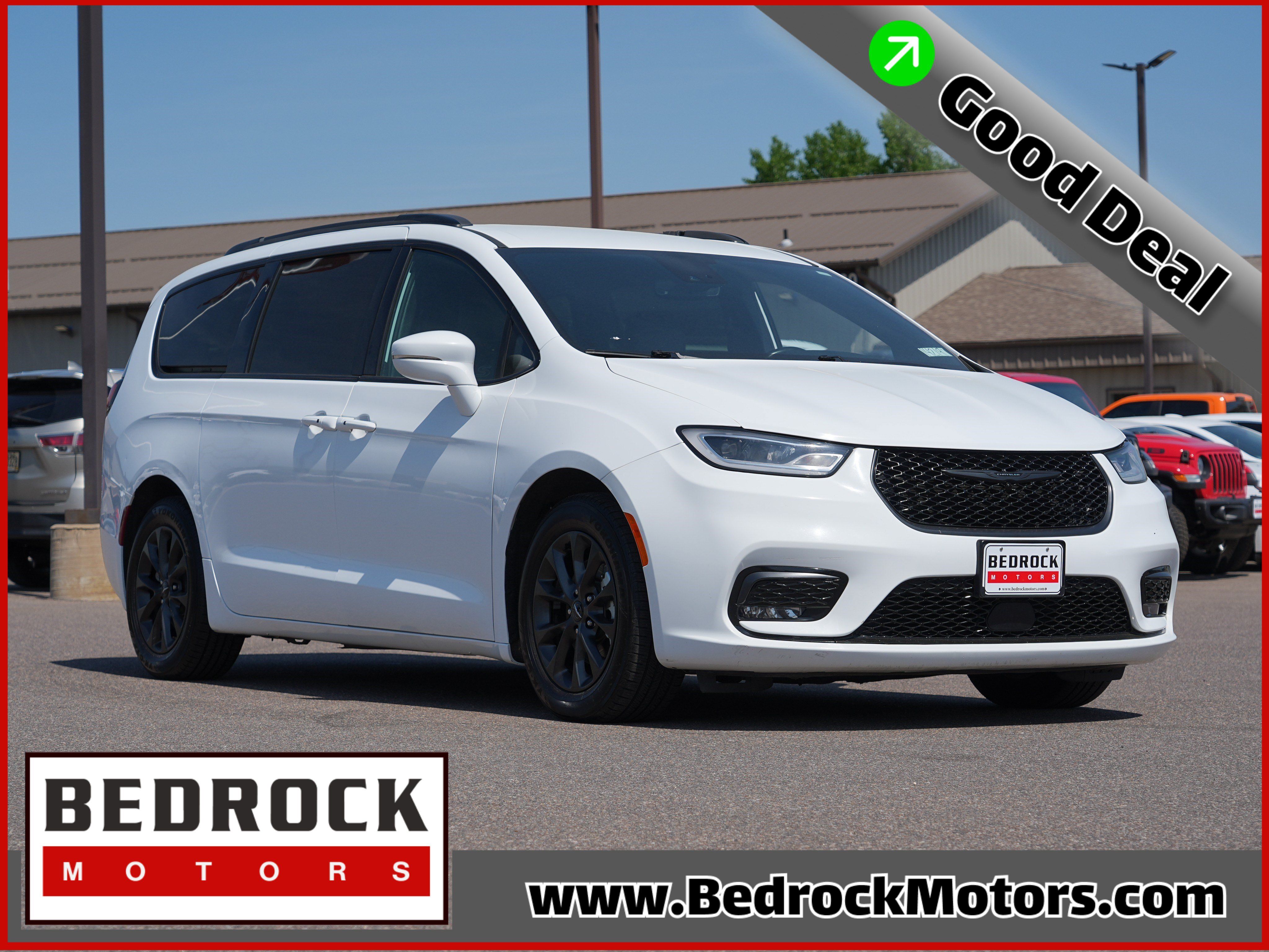 Used 2021 Chrysler Pacifica Touring-L w/ S Appearance Package FWD image 1