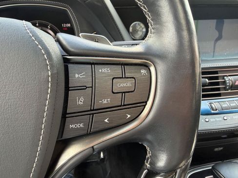 Used 2019 Lexus LS 500 RWD image 16