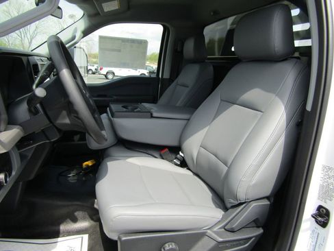 New 2025 Ford F350 XL w/ XL Chrome Package AWD/4WD image 7