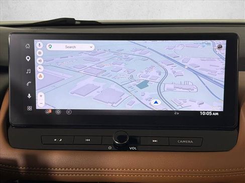 Used 2024 Nissan Rogue Platinum FWD image 3