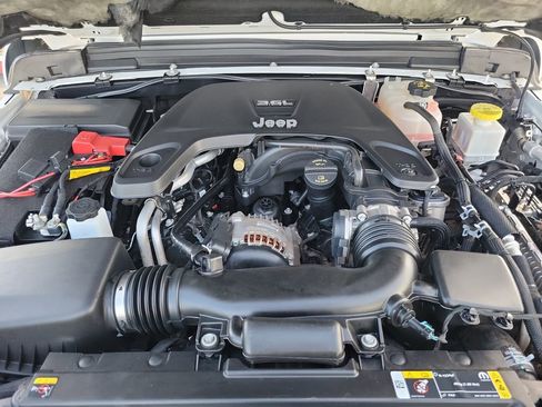 Certified 2021 Jeep Gladiator Mojave image 21