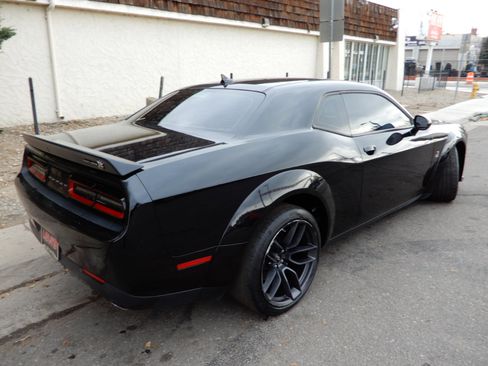 Used 2022 Dodge Challenger R/T Scat Pack image 5