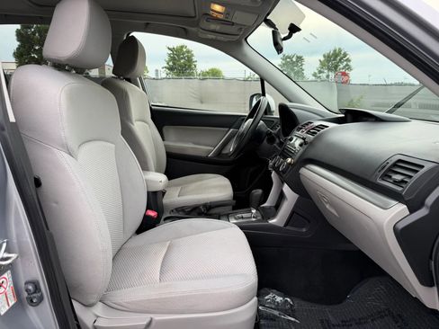 Used 2015 Subaru Forester 2.5i Premium w/ All-Weather Package AWD/4WD image 18