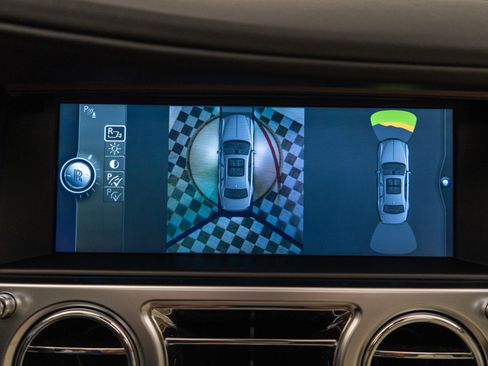 Used 2010 Rolls-Royce Ghost image 39