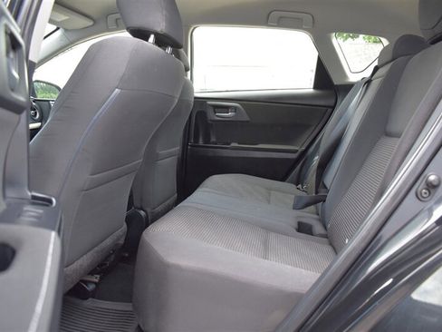 Used 2018 Toyota Corolla iM w/ All-Weather Mat Package FWD image 22