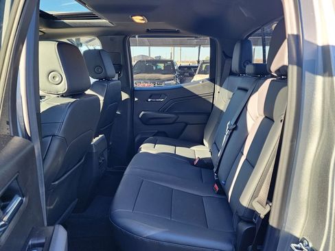 New 2026 GMC Canyon Elevation w/ Convenience Package image 43