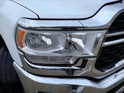 Used 2024 RAM 2500 Big Horn AWD/4WD image 26