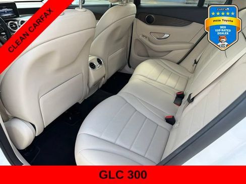 Used 2019 Mercedes-Benz GLC 300 image 14