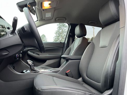 Used 2025 Buick Encore GX Preferred image 24