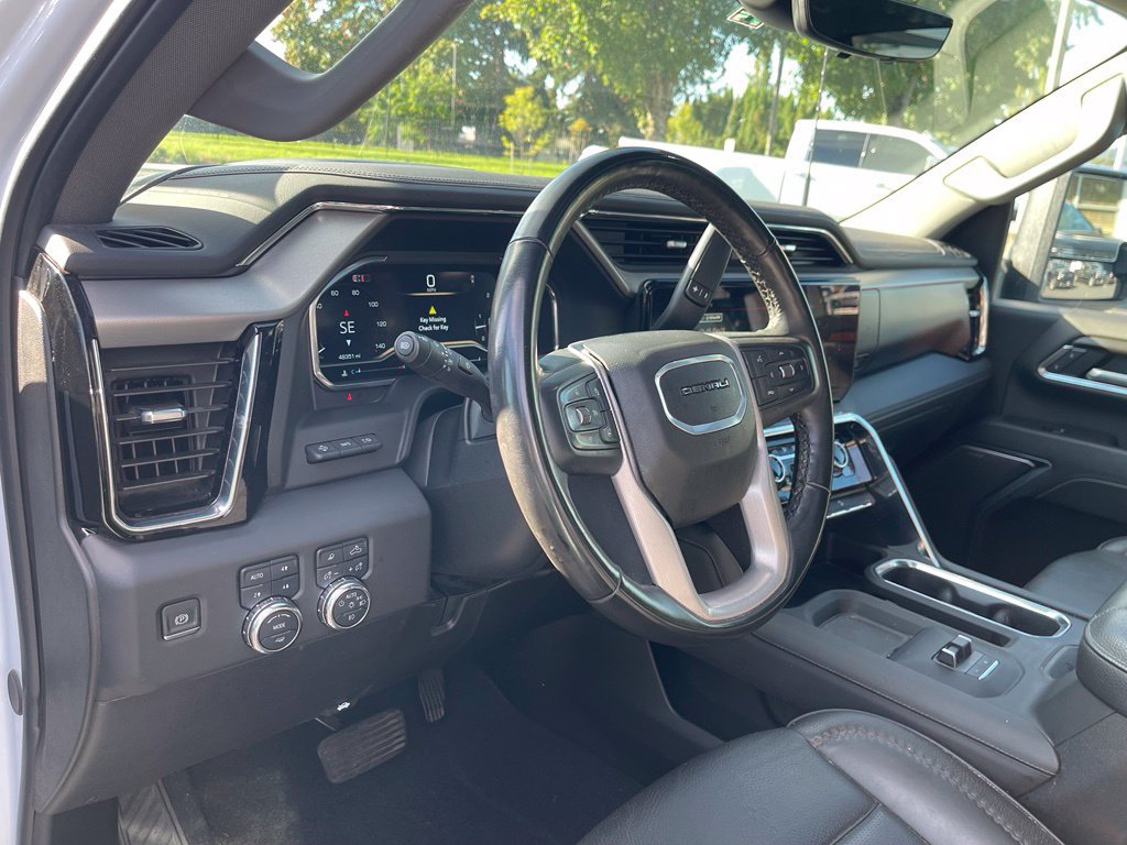 Used 2025 GMC Sierra 3500 Denali w/ Technology Package AWD/4WD image 5