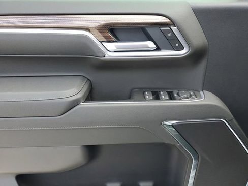 New 2026 Chevrolet Silverado 1500 LT image 9