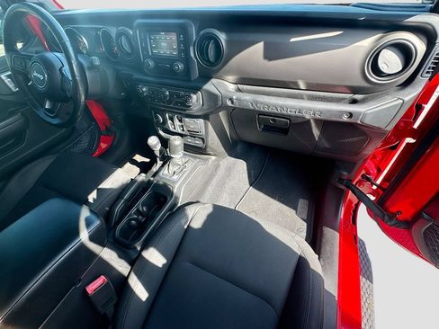 Used 2019 Jeep Wrangler Sport AWD/4WD image 30