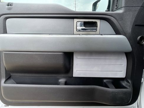 Used 2011 Ford F150 XLT w/ Trailer Tow Pkg image 31