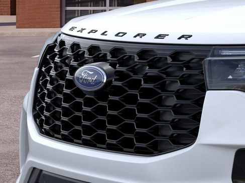 New 2026 Ford Explorer ST-Line w/ ST-Line Street Pack RWD image 17