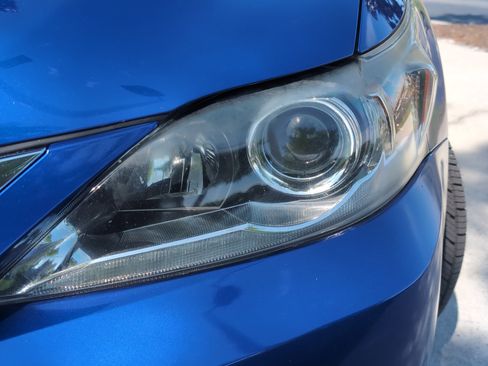Used 2015 Lexus CT 200h w/ Navigation Package FWD image 6
