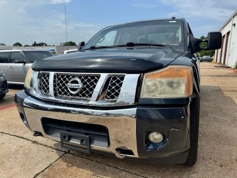 Used 2013 Nissan Titan SV w/ SV Premium Utility Pkg RWD image 8