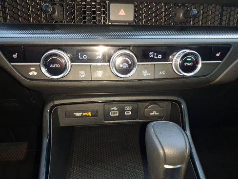 Used 2024 Honda CR-V EX image 24