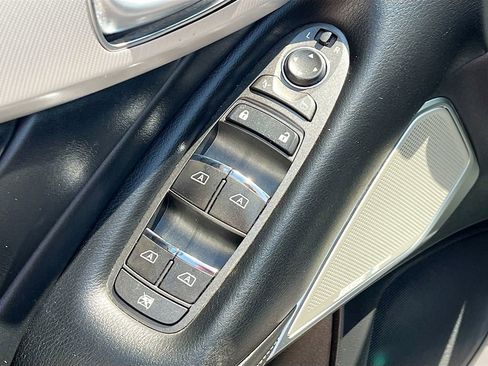 Used 2023 INFINITI Q50 Luxe w/ Cargo Package RWD image 17