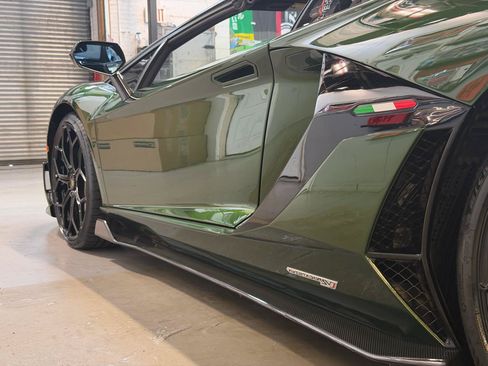 Used 2021 Lamborghini Aventador SVJ AWD/4WD image 62