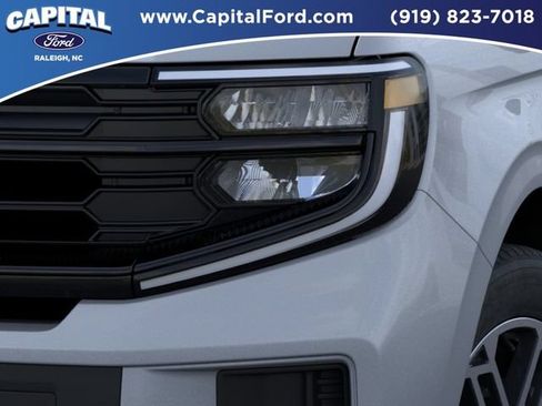 New 2026 Ford Expedition Active AWD/4WD image 18